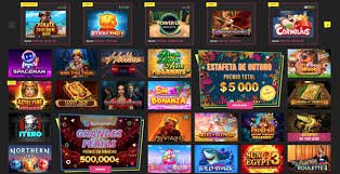 Antarmuka 77 superslot menampilkan pertandingan Free Fire World Series dengan statistik tim real-time dan opsi taruhan pada layar mobile
